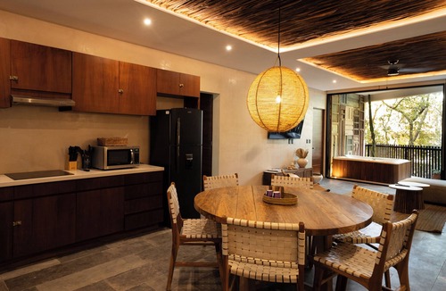 Zama Apartment | Amazing Combo for 20 people/2 Penthouse + Apt/4 Levels