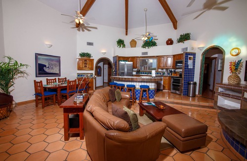 Las Conchas House | Amazing Las Conchas Beach Front with Heated Spa & Kayaks!