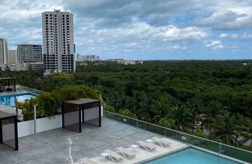 Downtown Cancun Apartment | Apartment in Plaza las Americas tower Montevideo Cancun