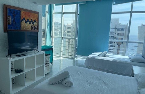 Costa Azul Apartment | Apartment with direct access to the beach, fully equipped and renovated.