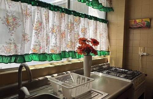 Los Alpes Apartment | Apartment with Parking | Vintage + Art | Eugenia Metro Station