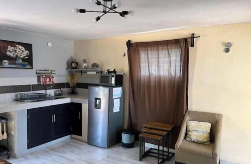 Chetumal House | Apartment with Wi-Fi, A/C, and parking—near downtown and the boulevard