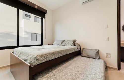 Cancun Bed & Breakfast | Aquí y Ahora Bed & Breakfast Peaceful Shared Home with Pool