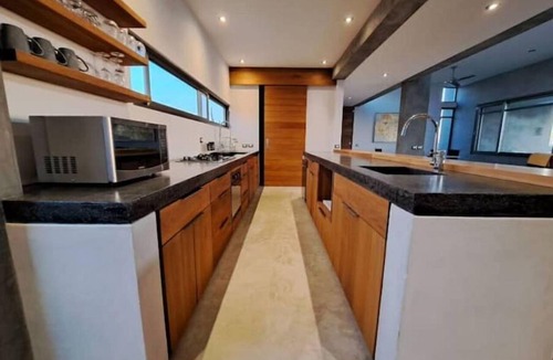 Todos Santos House | Arroyo Escondido- Luxe Oceanview Contemporary Home- 5 star Comfort
