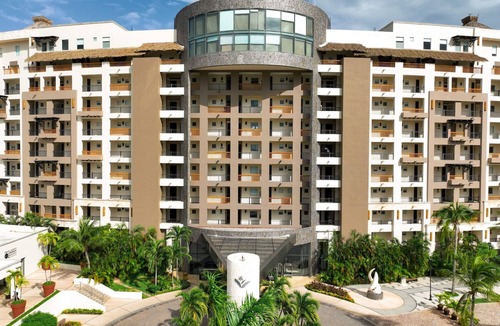 Playa Mujeres Resort | Astonishing Jr Suite at Villa Del Palmar in Fabulous Cancun