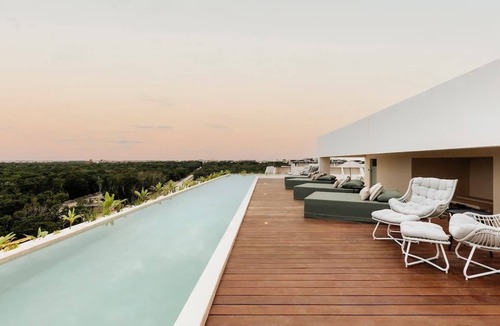 Playa Paraiso Apartment | B'olay Tropical Samsara Condo Beach Club Access