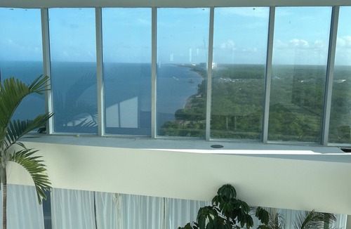 Cancun Apartment | beach view ride away from the noise paradise island