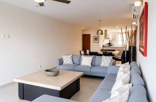 Puerto Juarez Apartment | Beachfront 3BR - Ocean View - 70m Pool - Cancun
