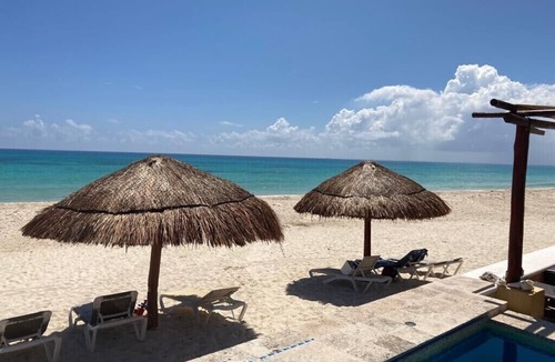 Playa del Secreto House | Beachfront 4 Bdrs. Penthouse with Private Pool, Chef, Housekeeper