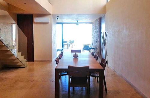 Ixil House | Beachfront Oasis with 2 Private Pools / Casa A-Mar
