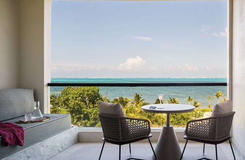 Punta Sam Hotel | Beachfront Retreat with Water Sports and Golf Nearby