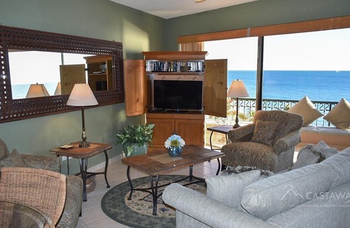 Puerto Penasco Condo | Beachfront Upper Floor Luxury Condo - Sonoran Spa W504 2 BR 2 BA Next to the Pool, High Speed Wi-Fi