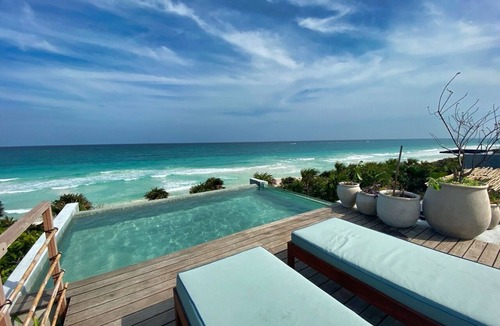 Tulum Villa | Beachfront Villa with Pools & Concierge in Sian Ka’an