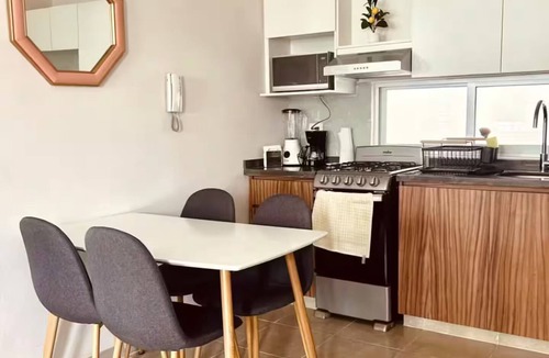 Ignacio Zaragoza Apartment | Beautiful Trendy Loft 3min from the beach