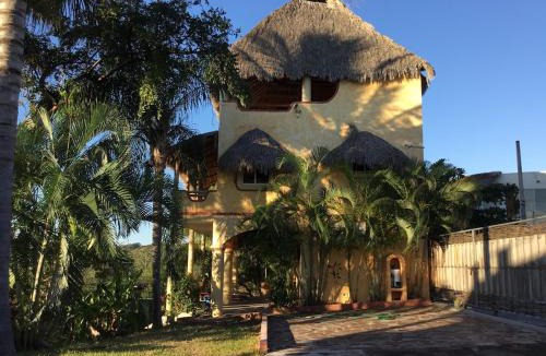 La Cruz de Huanacaxtle House | Beautiful Tropical House with Ocean VIEWS!