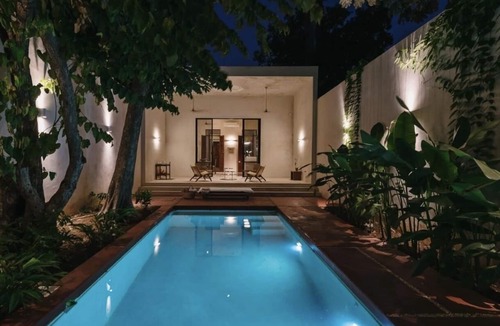 Centro House | Big family house, great pool. Fully equipped kitchen, washing dryer machines