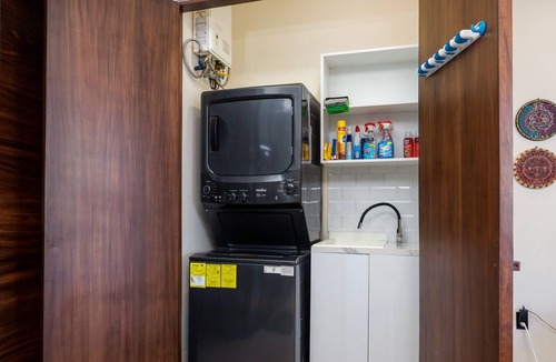 Colonia 5 de Diciembre Condo | Boutique Condo, 3 blocks to the beach!
