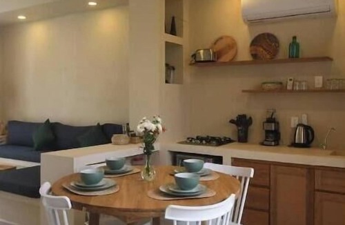 Barra de Colotepec Apartment | Boutique Ground Floor Apartment in La Punta *Starlink and Swimming Pool*.