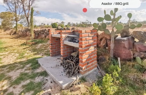 Queretaro Cabin | Cabin in Magic Town with BBQ & SMART TV
