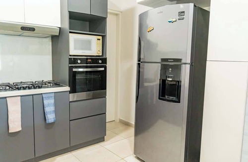 Downtown Cancun House | Cancun House for 6 | Private Pool & Parking