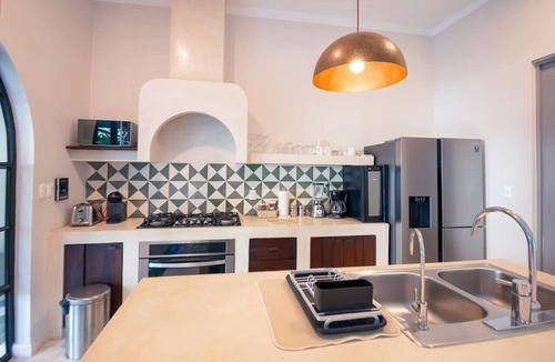 Centro House | Casa 54 Montejo - Downtown & Culture by LAHOS