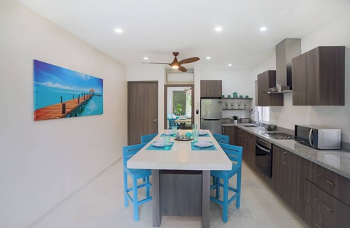 Gonzalo Guerrero Condo | Casa Agave Bright & Stylish 1-BR condo, pool, prime location in Playa del Carmen