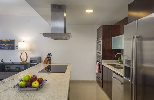 Puerto Juarez Apartment | Casa Bonita, Oceanfront, Private pool condo, Mareazul