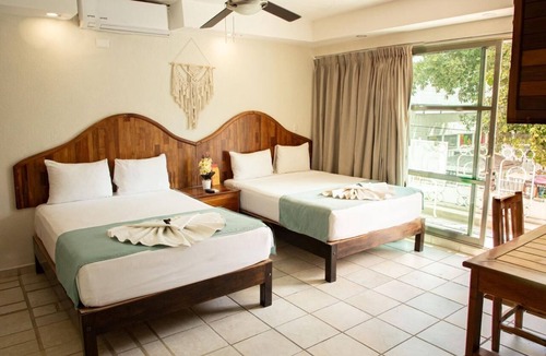 12th Street Hotel | Casa Calendario Azteca