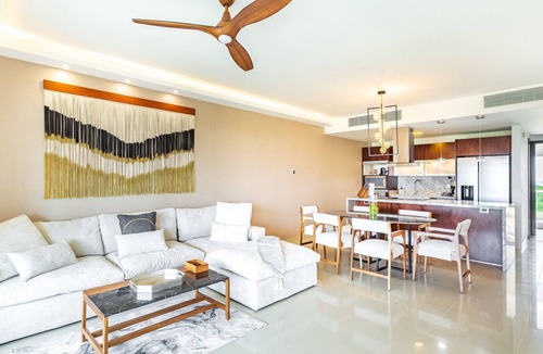 Puerto Juarez Condo | Casa Cielo Ocean View Penthouse by RedAwning