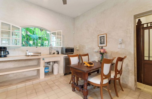 Merida Villa | Casa Damiana: Colonial Charm with Private Pool