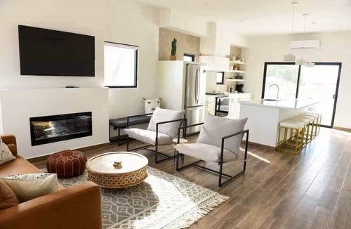 Laguna Shores House | Casa Ines Laguna Shores - 2 Bedroom 2 bath