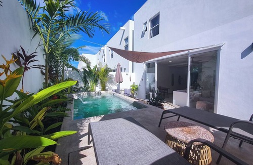 Villa Juarez House | Casa Leki - Quiet Oasis with private Pool & Garden