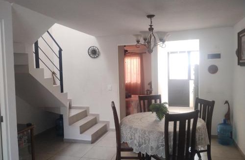 Jurica House | Casa Lulu junto a Queretaro
