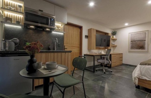 Zapopan Apartment | Casa Makech: Deluxe Suite 4