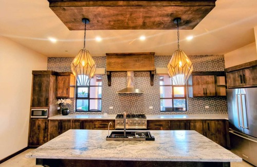 Laguna Shores House | Casa Marhaba at Laguna Shores Resort with beach access