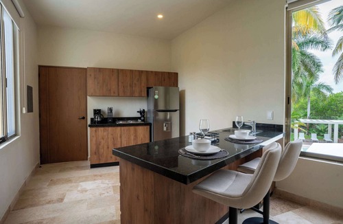 Villa Juarez Apartment | Casa Medusa- Sunny Escape Steps From The Sea