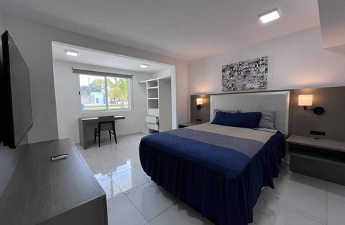 Alfredo V. Bonfil House | Casa Muranta