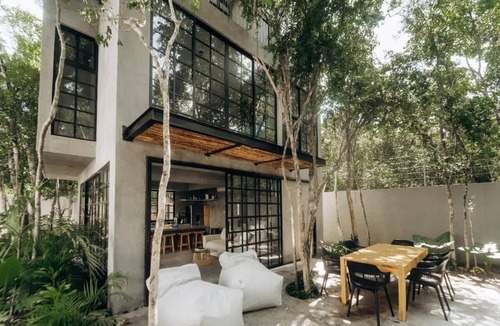 Tulum House | Casa Pala Unique Design Jungle Villa La Veleta