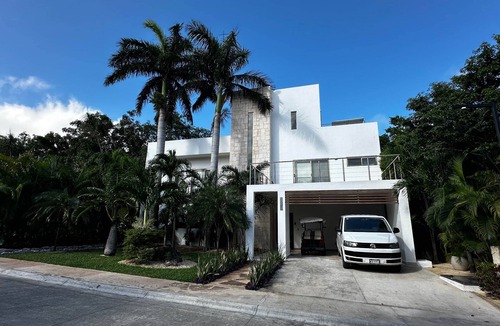 Akumal House | Casa Paradizo Bahía Príncipe