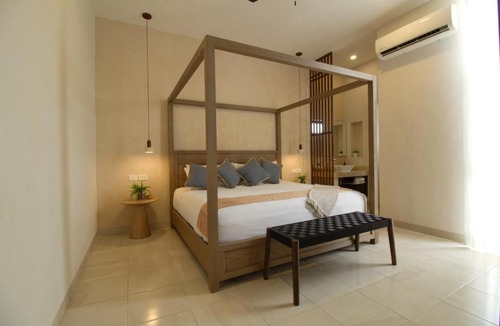 Centro House | Casa Santian - Colonial Mansion near Paseo Montejo & Gastronomic Corridor