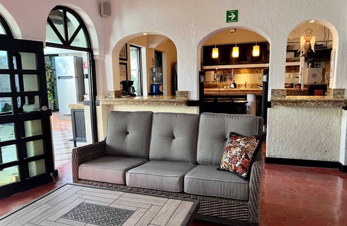 Centro - Supmza 001 Villa | Casa Sirena 8 Bedroom in Centro Villa with Pool, Walk Everywhere, Group Ready