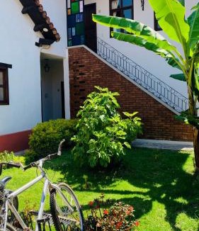 Del Cerrillo House | Casa Tequio