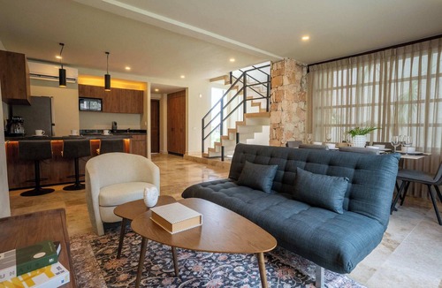 Villa Juarez House | Casa Vela - 2BR - Where Waves Meet Relaxation