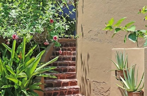 North End House | "Casita La Palmita" (Little Palm) 1 Bed/1 Bath