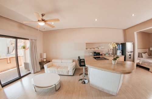 Pedregal Apartment | Castillo Blarney Inn