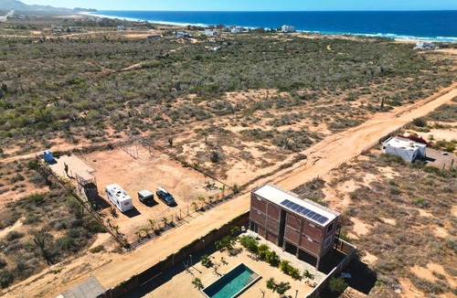 Cerritos Cabin | Cerritos Baja Eco Pet Friendly Boutique stay