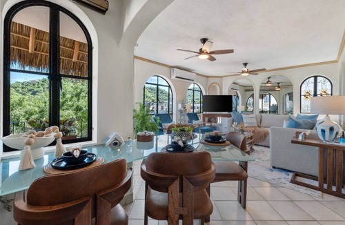 Emiliano Zapata Apartment | Charming 2BR w/AC, WiFi & Stunning City + Mountain Views in Romantic Zone