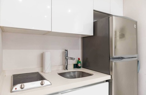 Downtown Condo | Charming Beachside Condo w High-Speed WiFi
