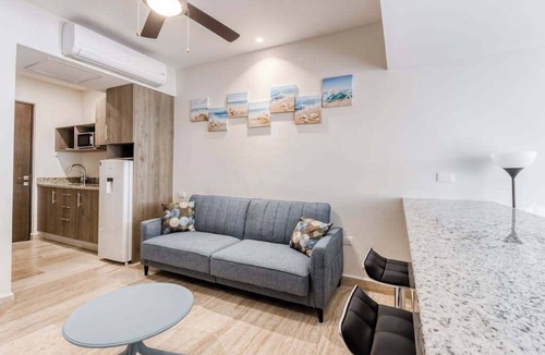 12th Street Condo | Chic studio in Playa Centro, rooftop pool & gym