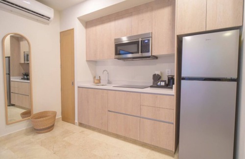 Downtown Hotel | Chic Urban Stay Steps From Quinta Avenida – 4 City View Units w/Pool Access